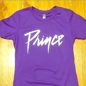 Vintage Tops - Women’s Prince T-Shirt! Vintage Tops - Women’s Prince T-Shirt!